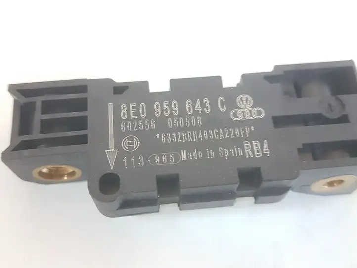 Audi A4 S4 B8 8K (2007 - 2011) 8E0959643C Датчик удара SRS — фото 1