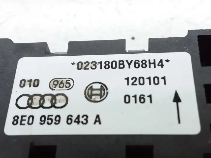 Audi A4 S4 B6 8E 8H (2000 - 2006) 8E0959643A Датчик удара SRS — фото 4