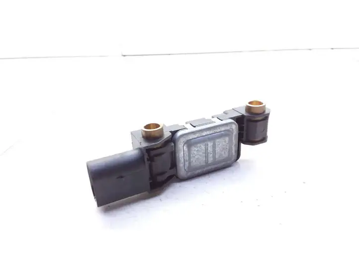 Audi A4 S4 B6 8E 8H (2000 - 2006) 8E0959643A Датчик удара SRS — фото 2