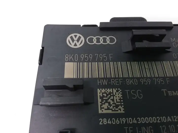 Audi A4 S4 B8 8K (2007 - 2011) 8K0959795F Блок управления дверью — фото 3