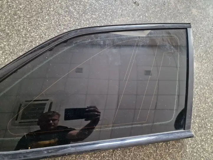 Skoda Octavia Mk3 (5E) (2013 - 2019) Заднее боковое стекло — фото 3