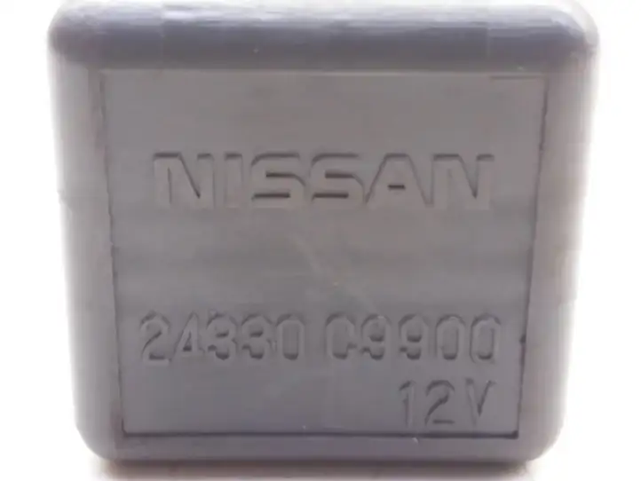 Nissan X-Trail T30 (2001 - 2007) 24330C9900 Реле аварийных фонарей — фото 3