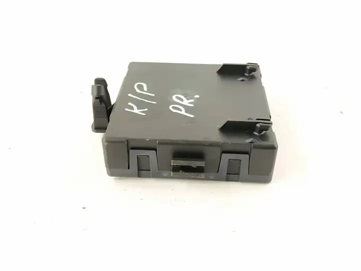 Mercedes-Benz GLK X204 (2008 - 2016)   Блок управления дверью