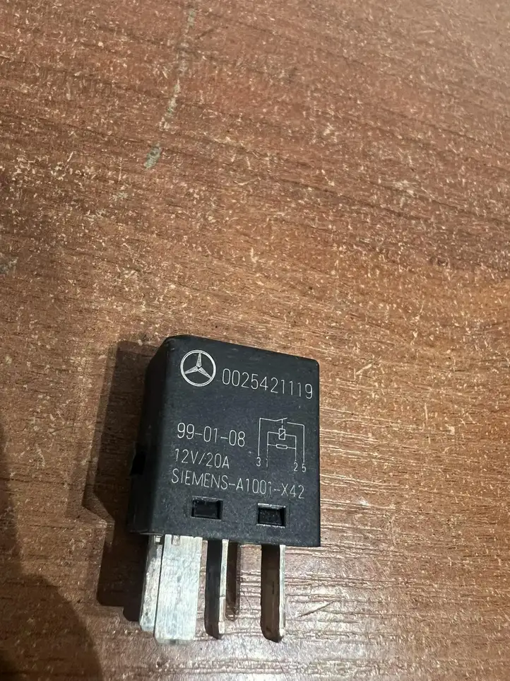 Mercedes-Benz SL R129 (1989 - 2002) 0025421119 Реле аварийных фонарей — фото 3