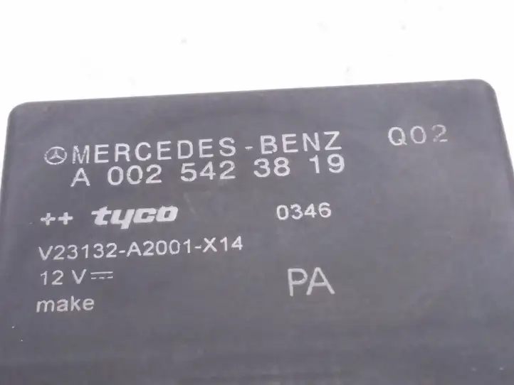 Mercedes-Benz E W211 (2002 - 2009) A0025423819 Реле аварийных фонарей — фото 3