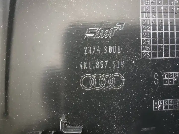 Audi e-tron (2018 - ) 4KE857519 Прочие детали салона — фото 3