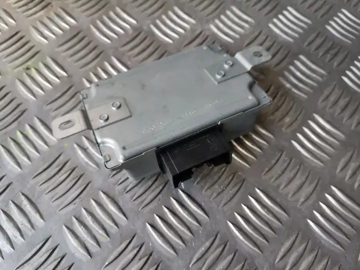 Maserati Ghibli (2013 - 2017) 56029583AB Преобразователь напряжения — фото 2