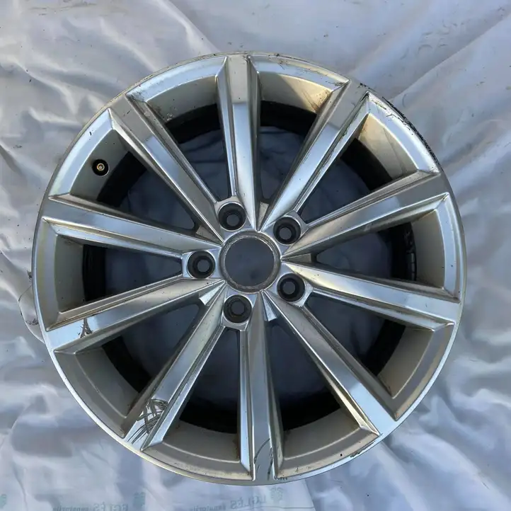 Volkswagen PASSAT B8 (2015 - ) 3G0601025D Легкосплавный колесный диск R17 — фото 1