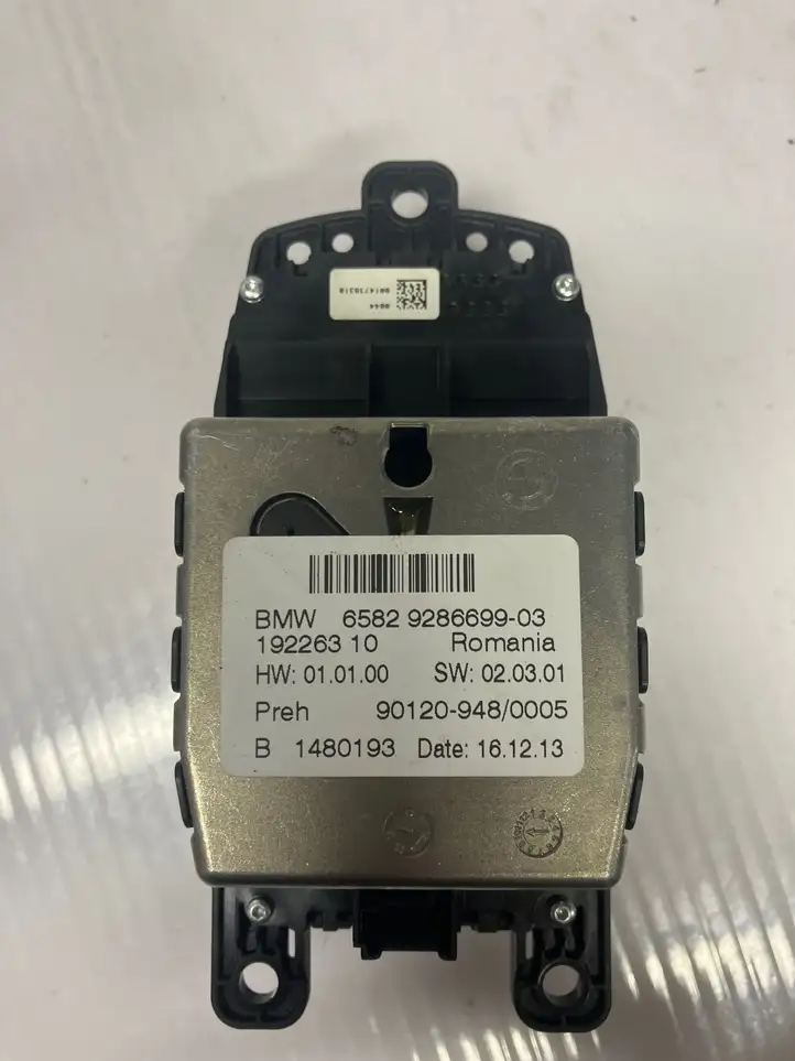 BMW 3 F30 F35 F31 (2012 - 2018) 9286699 Контроллер мультимедийной системы — фото 4