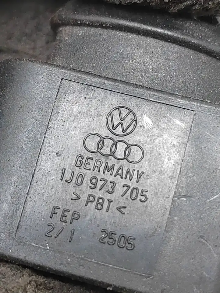 Volkswagen PASSAT B6 (2005 - 2010) 1j0973722 Проводка двигателя — фото 2