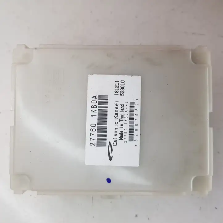 Nissan Juke I F15 (2010 - 2018) 277601KB0A Блок управления кондиционером — фото 1