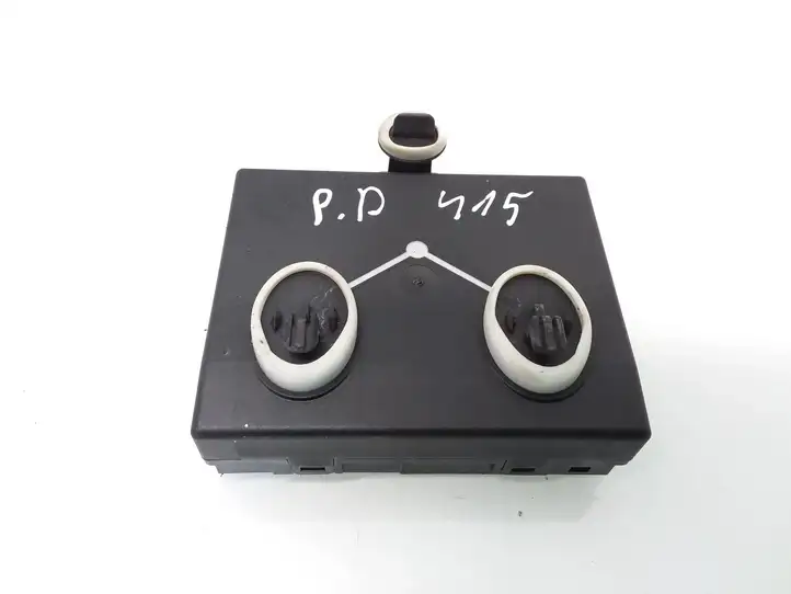 Audi A4 (2007 - 2011)  8K0959792M Блок управления дверью