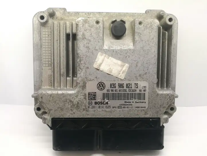 Volkswagen Golf Plus (2004 - 2008)  03G906021TS Блок управления двигателя
