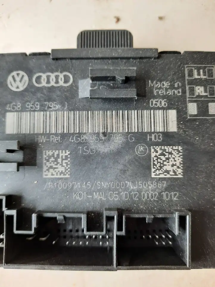 Audi A6 C7 (2011 - 2014) 4G8959795G Блок управления дверью — фото 3