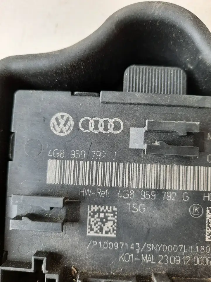 Audi A6 (2011 - 2014)  4G8959792G Блок управления дверью