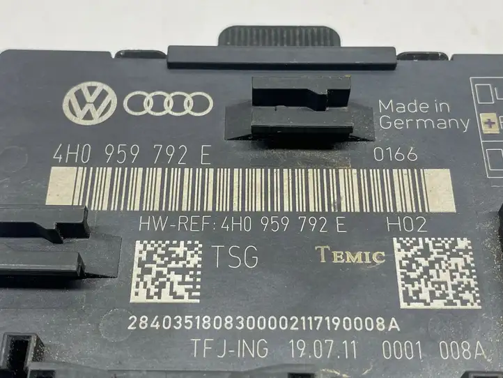 Audi A8 S8 D4 4H (2010 - 2014) 4H0959792E Блок управления дверью — фото 9