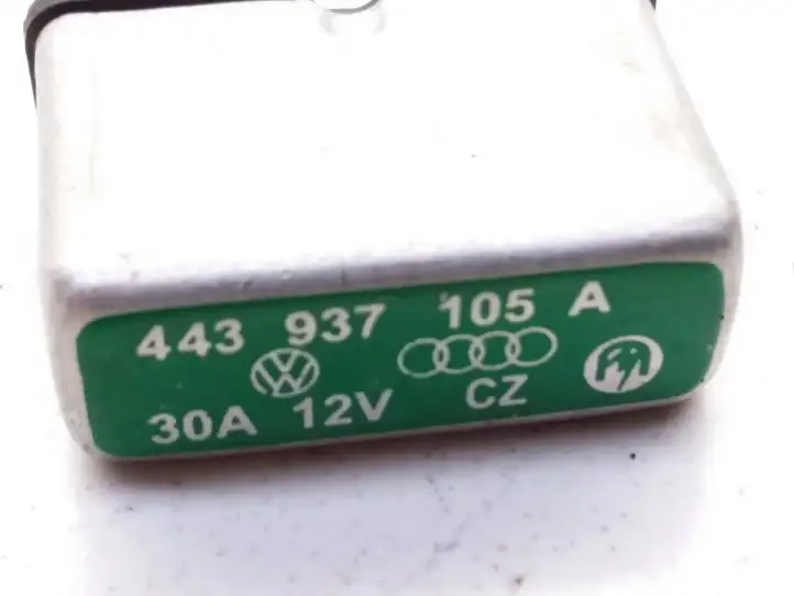 Volkswagen Sharan (2003 - 2010)  443937105A Реле аварийных фонарей