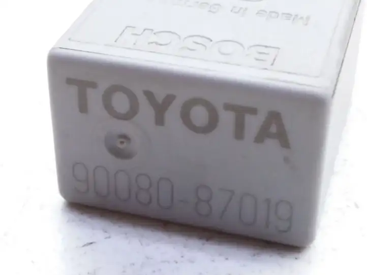Toyota Corolla Verso E121 (2004 - 2007) 9008087019 Реле аварийных фонарей — фото 3