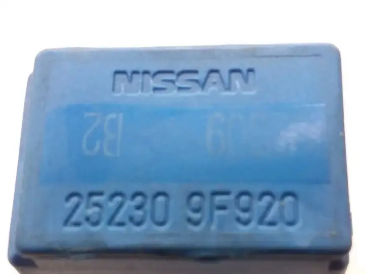 Nissan Almera N16 (2000 - 2010) 252309F920 Реле аварийных фонарей — фото 3