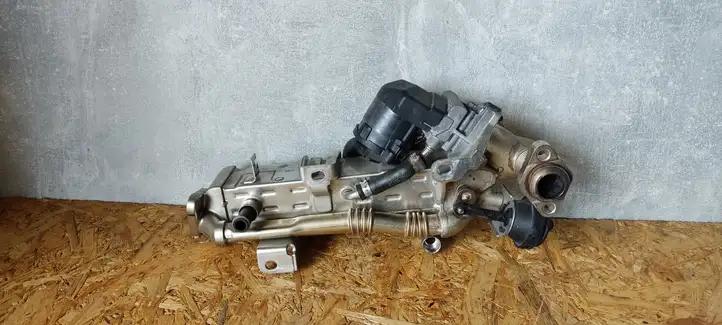 BMW 3 F30 F35 F31 (2012 - 2018) 8476993 Охладитель клапана EGR — фото 8