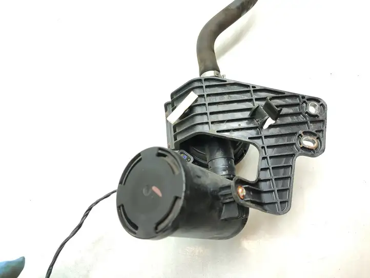 BMW X3 F25 (2010 - 2017) 7274147 Угольный фильтр — фото 4