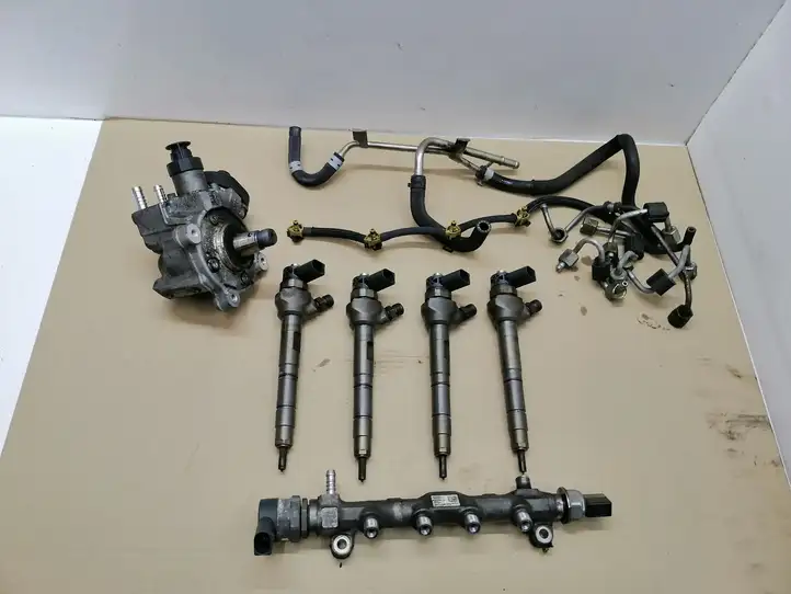 Skoda Octavia Mk3 (5E) (2013 - 2019) 04L130277G Комплект системы впрыска — фото 1