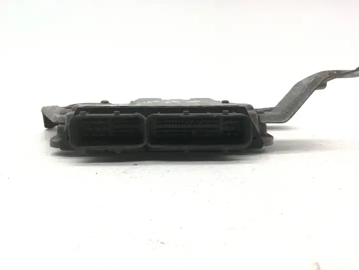 Toyota Yaris (2005 - 2009) 0281012322 Блок управления двигателем (ЭБУ) — фото 3