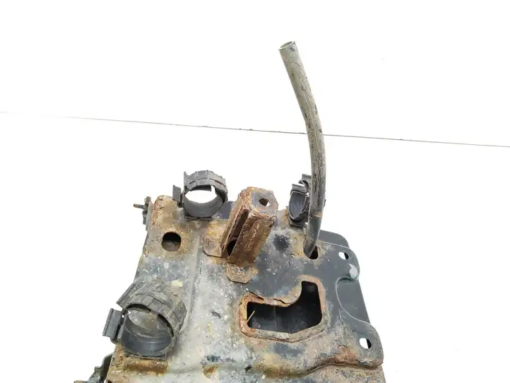 Fiat Panda II (2004 - 2011) 46806763 Площадка аккумулятора — фото 7