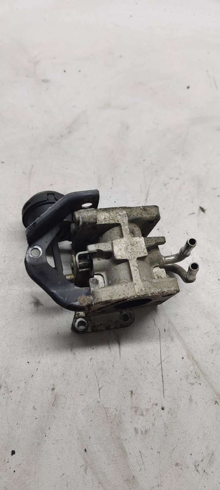 Audi A3/S3 8P (2003 - 2005)  03G131063E Охладитель EGR