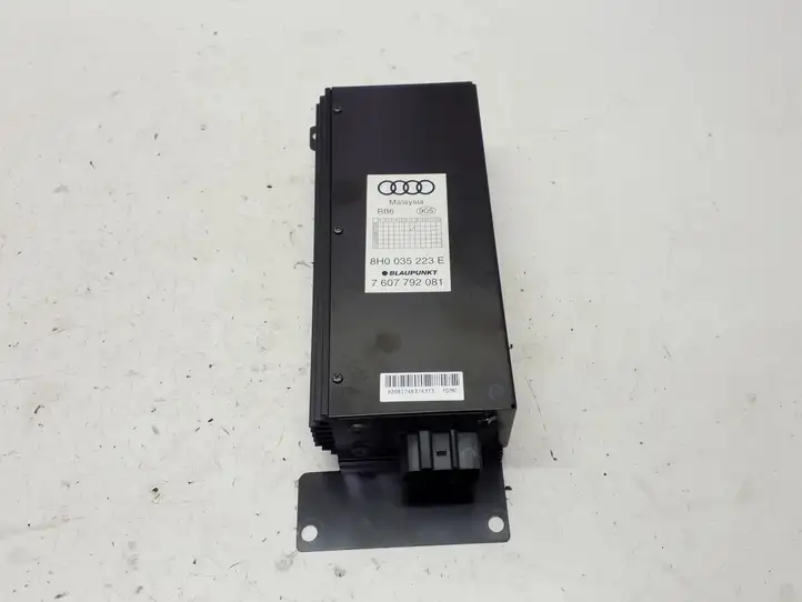 Audi A4 S4 B8 8K (2007 - 2011) 8H0035223E Усилитель звука — фото 5