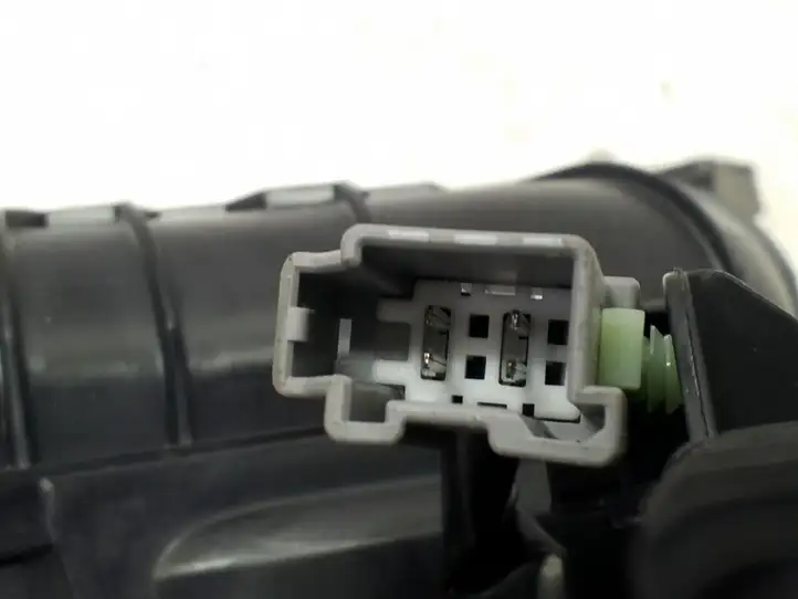 Ford C-MAX II (2010 - 2015) FM5810C709AB электрический вентилятор батареи автомобиля — фото 3