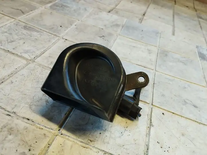 Honda Accord (2003 - 2007)  58943 Звуковой сигнал