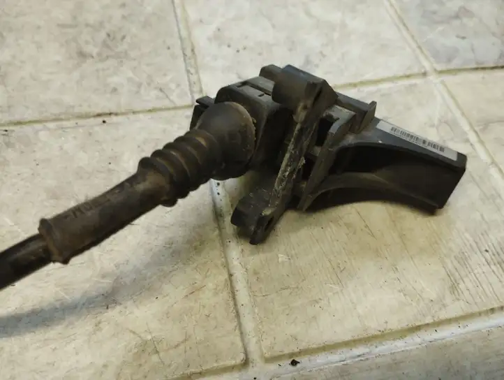 Audi A4 S4 B6 8E 8H (2000 - 2006) 4B0919145A Усилитель антенны — фото 4