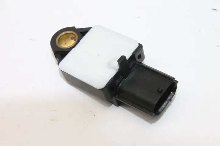 Mitsubishi Outlander (2007 - 2012) 8651A001 Датчик удара SRS — фото 4