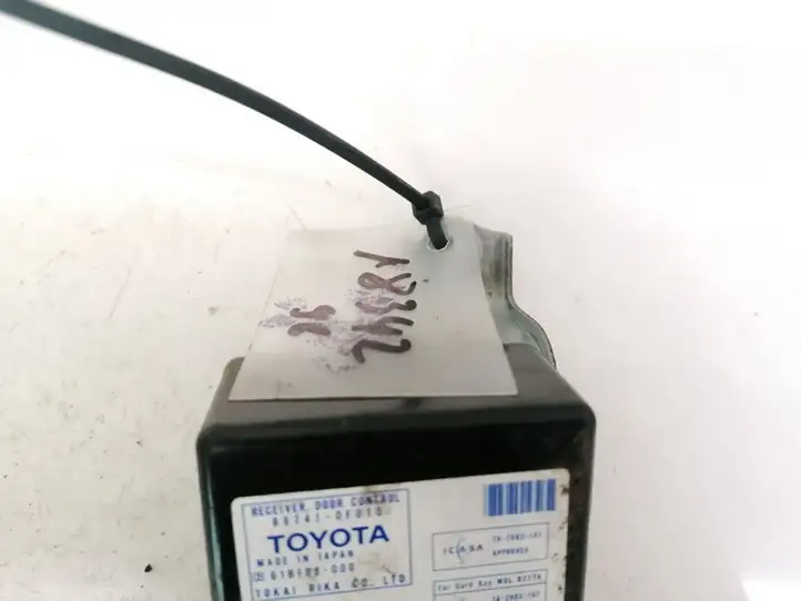 Toyota Corolla Verso AR10 (2004 - 2009) 897410F010 Блок управления дверью — фото 2