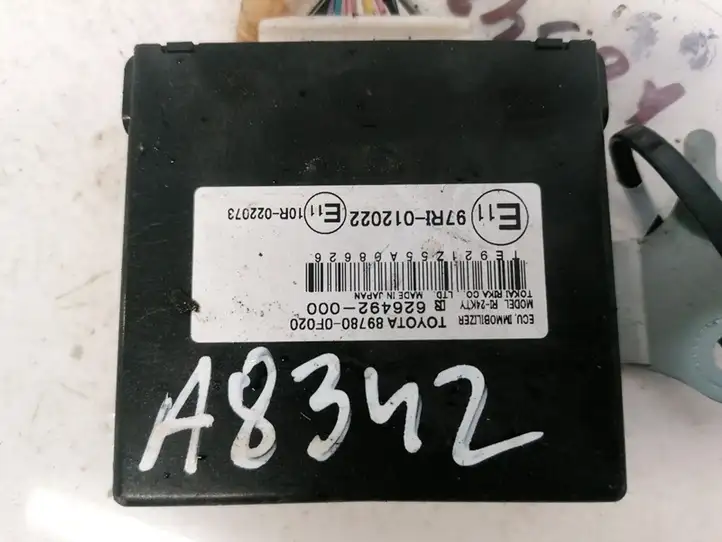 Toyota Corolla Verso AR10 (2004 - 2009) 897800F020 Блок иммобилайзера — фото 3