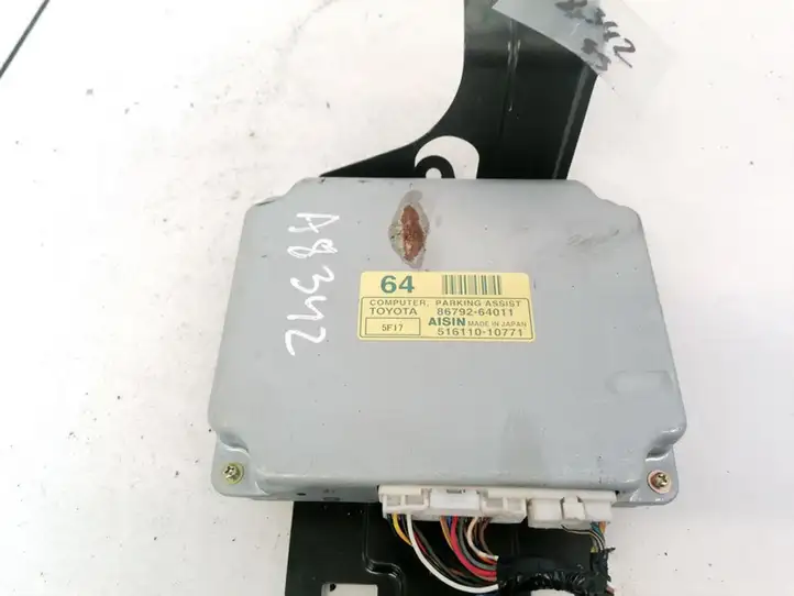 Toyota Corolla Verso AR10 (2004 - 2009) 8679264011 Блок управления парктрониками — фото 1