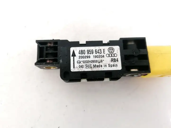 Audi A3/S3 8P (2003 - 2005) 4B0959643E Датчик удара SRS — фото 3