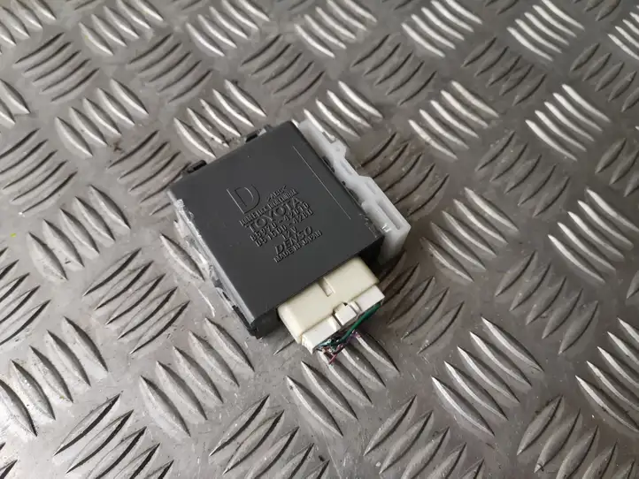 Lexus NX (2017 - ) 8597042010 Прочие блоки управления — фото 1