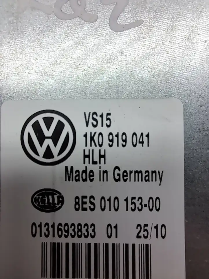 Volkswagen Golf VI (2009 - 2013) 1K0919041 Блок управления электропитанием — фото 3
