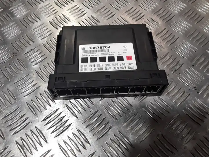 Opel Insignia A (2008 - 2017)  13578704 Mодуль kомфортa