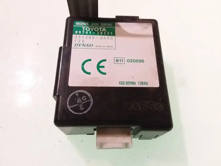 Toyota Previa (XR30, XR40) II (2000 - 2006)  8974128131 Блок управления центрального замка