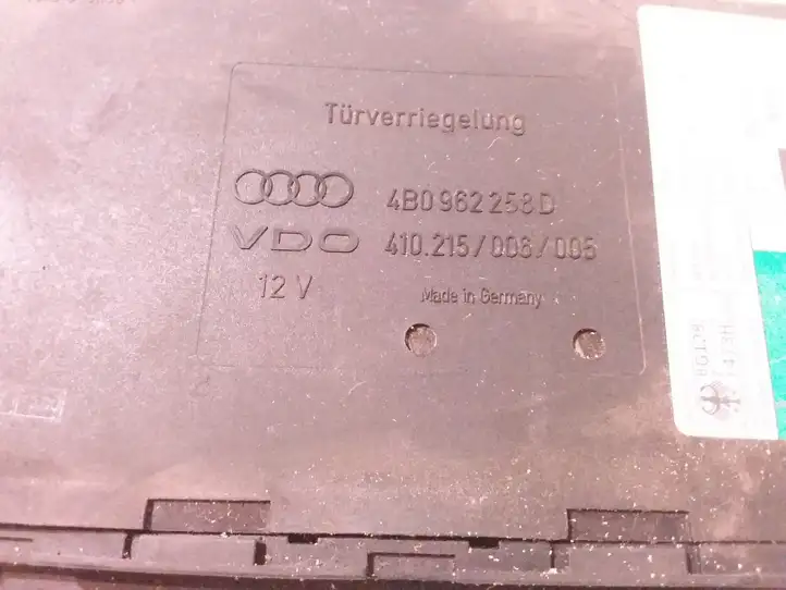 Audi A6 S6 C5 4B (1997 - 2001) 4B0962258D Модуль комфорта — фото 2
