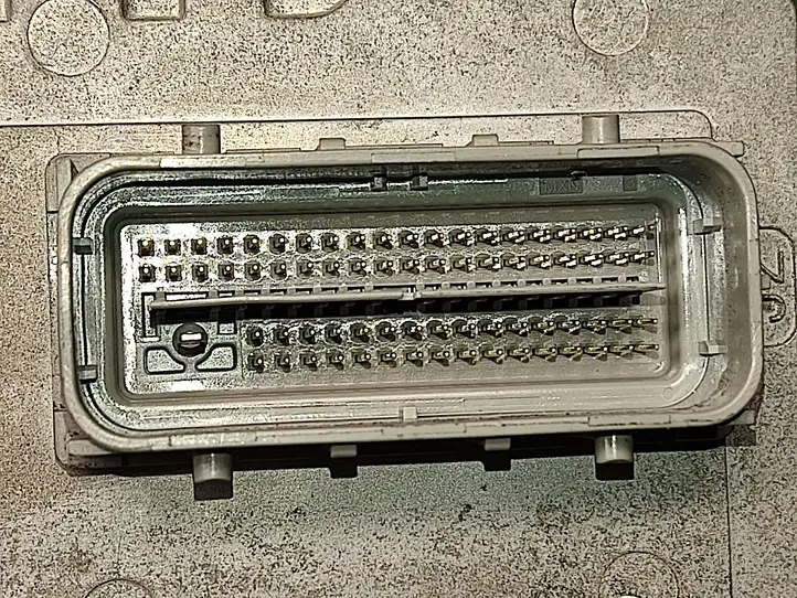 Saturn Vue (2008 - 2010)  12618028 Блок управления двигателем (ECU)