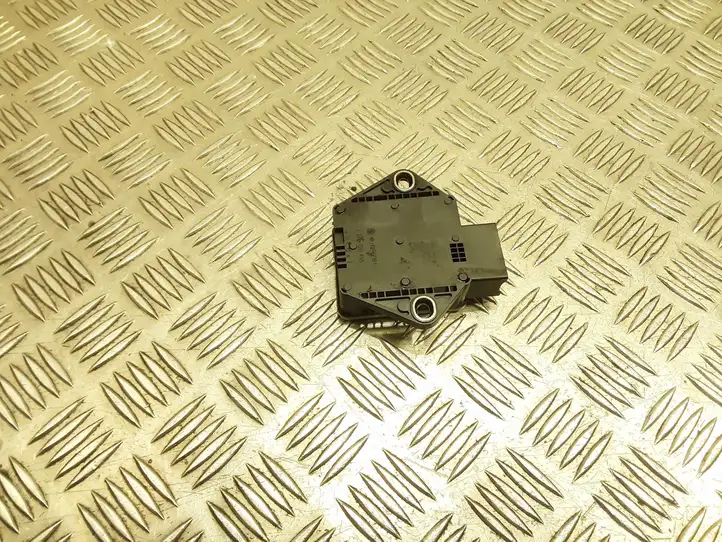 BMW 5 E60 E61 (2004 - 2010)  0265005681 Блок управления ESP (система стабилизации)