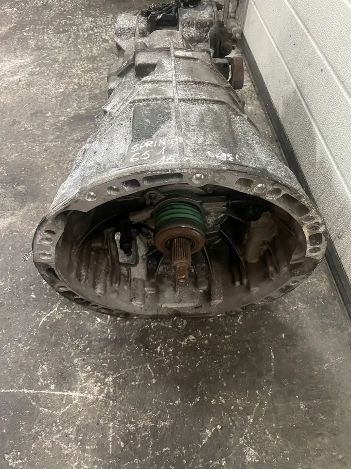 Mercedes-Benz Vito Viano W639 (2010 - 2015) A9062607300 Механическая коробка передач, 6 передач — фото 3