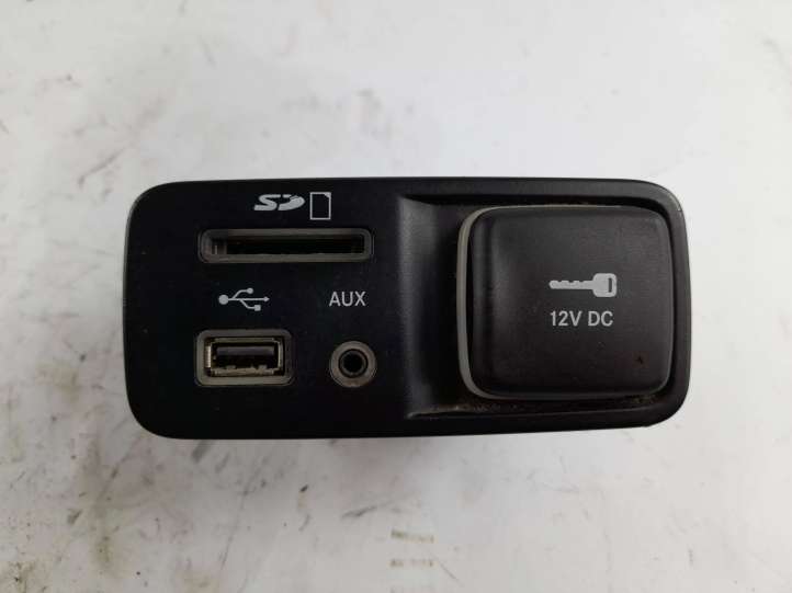 68146071AC Jeep Cherokee USB valdymo blokas