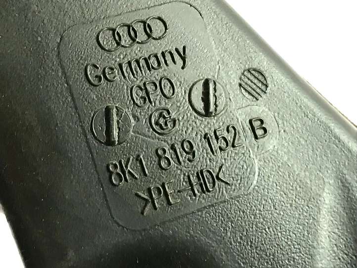 Audi A4 (2007 - 2011)  8K1819152B Воздуховоды