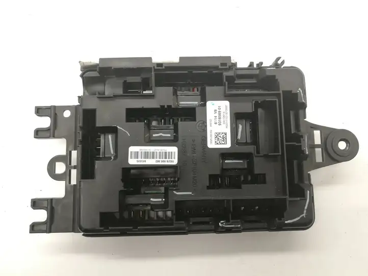 BMW X6 F16 (2014 - 2017) 9316569 Блок монтирования реле — фото 3
