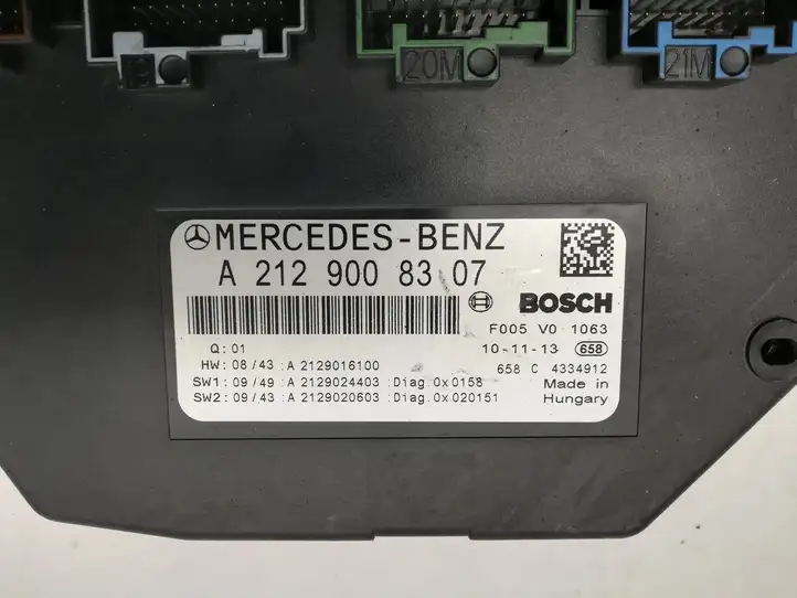 Mercedes-Benz E A207 (2010 - 2017) A2129008307 Блок монтирования реле — фото 3